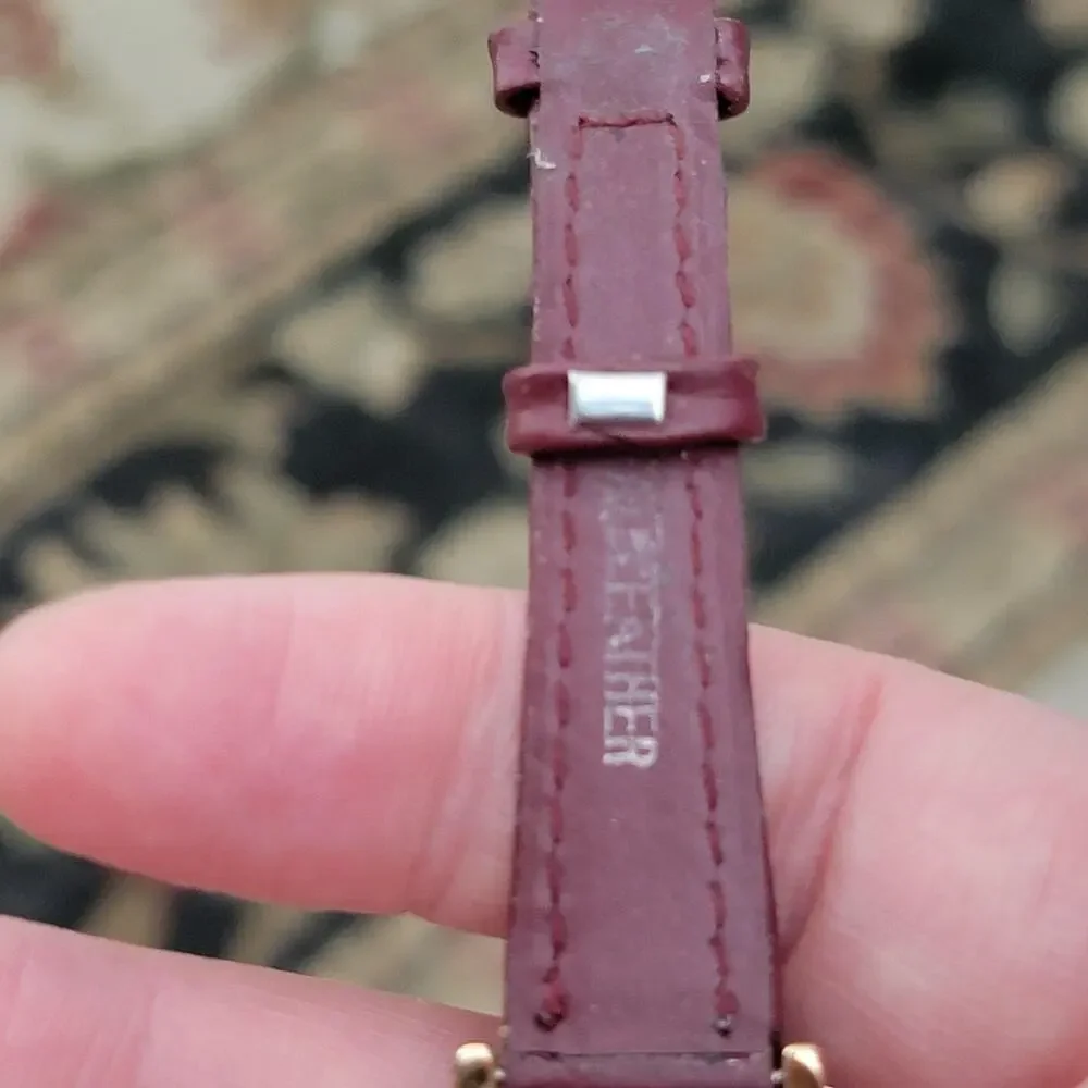 Vintage Disney Time Works Winnie The Pooh Boys Watch Gold Champagne Dial Brown